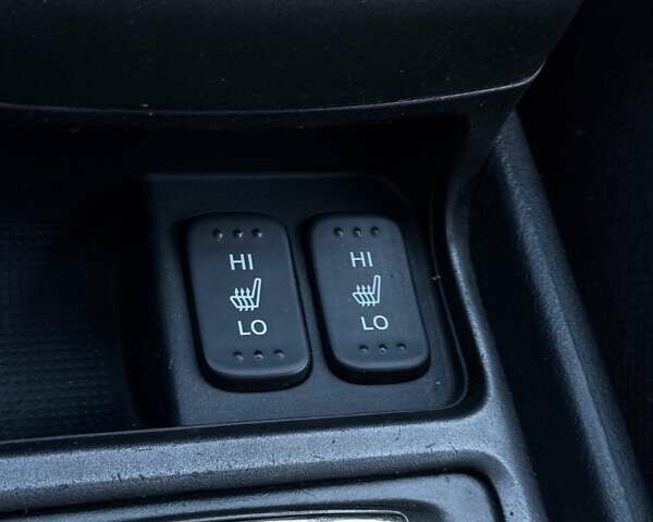 Белый Хонда Цивик, объемом двигателя 1.8 л и пробегом 205 тыс. км за 7200 $, фото 17 на Automoto.ua