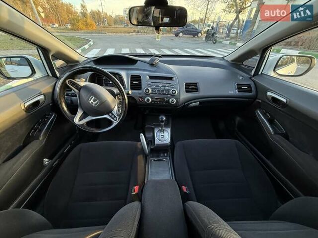 Белый Хонда Цивик, объемом двигателя 1.8 л и пробегом 205 тыс. км за 7200 $, фото 10 на Automoto.ua