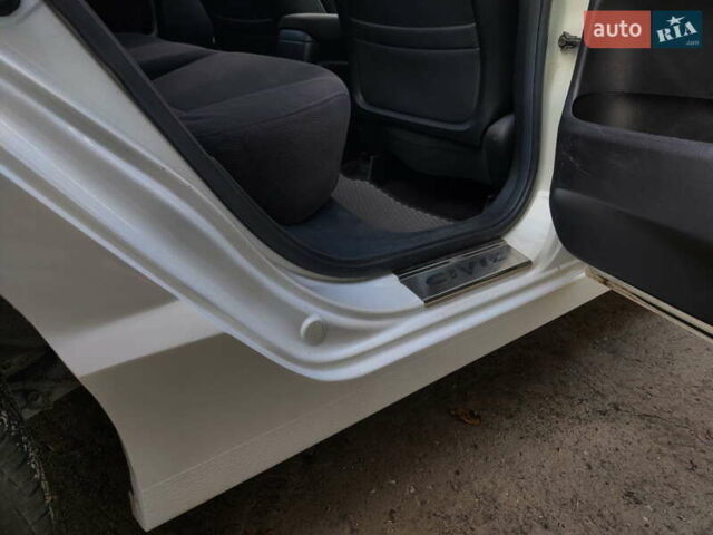 Белый Хонда Цивик, объемом двигателя 1.8 л и пробегом 205 тыс. км за 7200 $, фото 23 на Automoto.ua