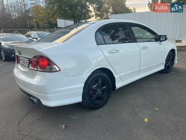 Хонда Цивик 2007 в Одессе на Automoto.ua Белый Хонда Цивик, объемом двигателя 1.34 л и пробегом 227 тыс. км за 5750 $, фото 12 на Automoto.ua