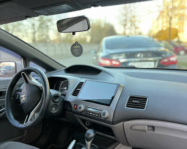 Білий Хонда Сівік, об'ємом двигуна 1.8 л та пробігом 376 тис. км за 5600 $, фото 10 на Automoto.ua