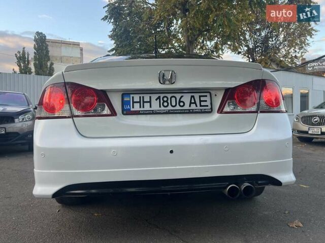 Хонда Цивик 2007 в Одессе на Automoto.ua Белый Хонда Цивик, объемом двигателя 1.34 л и пробегом 227 тыс. км за 5750 $, фото 11 на Automoto.ua
