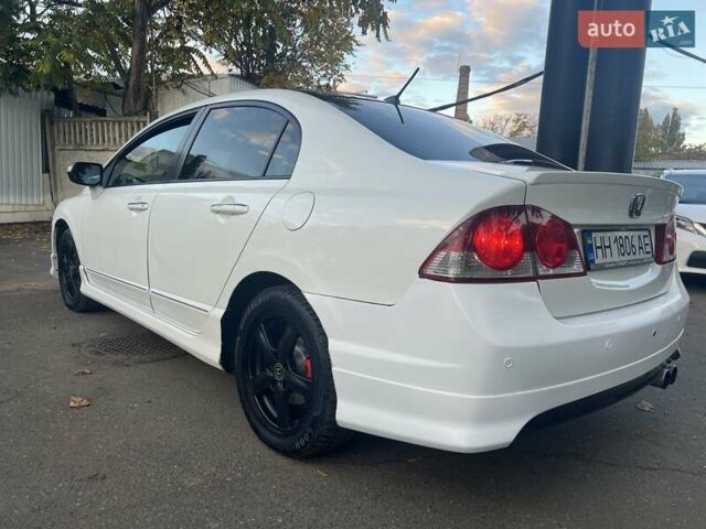 Хонда Цивик 2007 в Одессе на Automoto.ua Белый Хонда Цивик, объемом двигателя 1.34 л и пробегом 227 тыс. км за 5750 $, фото 10 на Automoto.ua