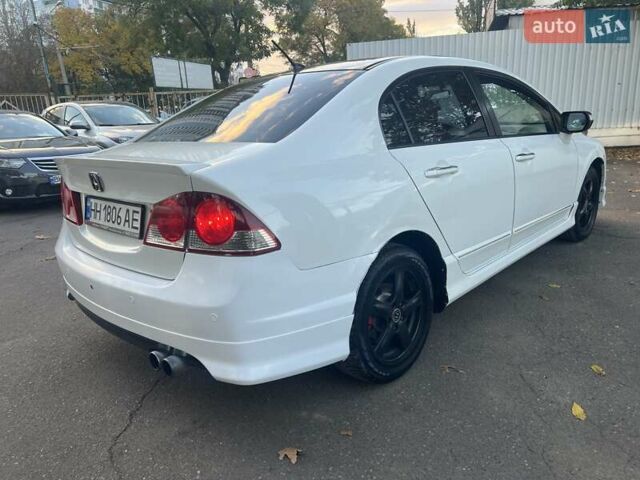 Хонда Цивик 2007 в Одессе на Automoto.ua Белый Хонда Цивик, объемом двигателя 1.34 л и пробегом 227 тыс. км за 5750 $, фото 13 на Automoto.ua