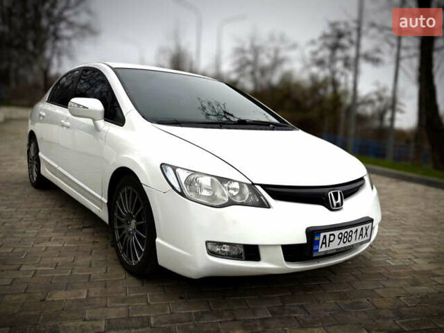 Белый Хонда Цивик, объемом двигателя 1.8 л и пробегом 283 тыс. км за 6000 $, фото 6 на Automoto.ua