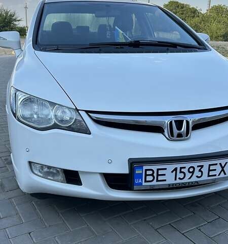 Белый Хонда Цивик, объемом двигателя 1.8 л и пробегом 256 тыс. км за 6300 $, фото 10 на Automoto.ua