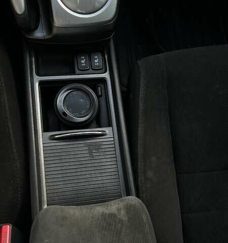 Белый Хонда Цивик, объемом двигателя 1.8 л и пробегом 256 тыс. км за 6300 $, фото 16 на Automoto.ua