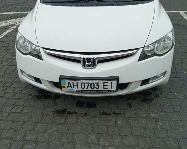 Белый Хонда Цивик, объемом двигателя 1.8 л и пробегом 224 тыс. км за 6100 $, фото 1 на Automoto.ua