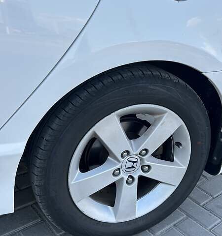 Белый Хонда Цивик, объемом двигателя 1.8 л и пробегом 256 тыс. км за 6300 $, фото 9 на Automoto.ua