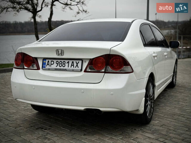 Белый Хонда Цивик, объемом двигателя 1.8 л и пробегом 283 тыс. км за 6000 $, фото 8 на Automoto.ua