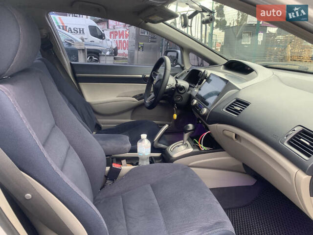 Белый Хонда Цивик, объемом двигателя 1.34 л и пробегом 206 тыс. км за 5950 $, фото 14 на Automoto.ua