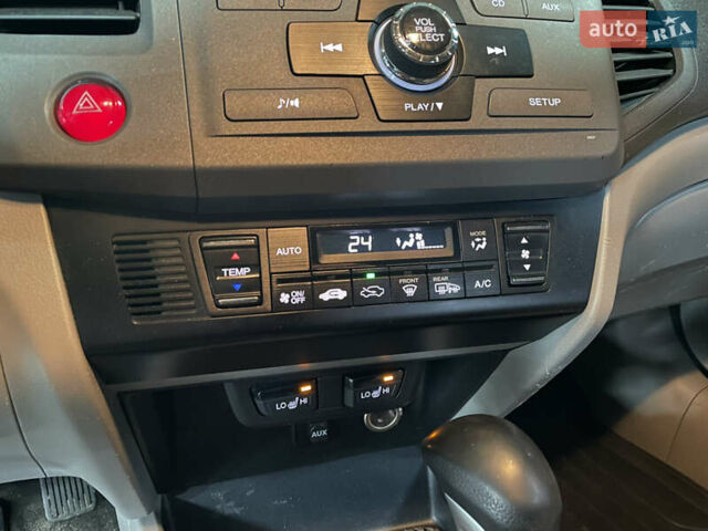 Белый Хонда Цивик, объемом двигателя 1.8 л и пробегом 233 тыс. км за 7999 $, фото 11 на Automoto.ua