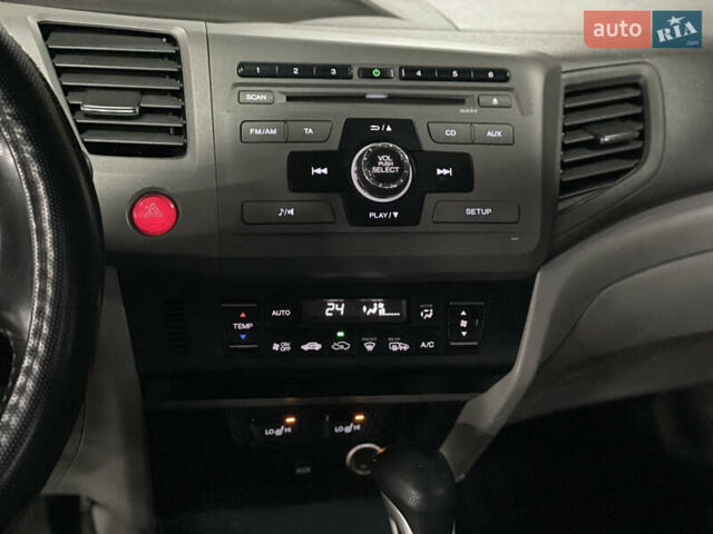 Белый Хонда Цивик, объемом двигателя 1.8 л и пробегом 233 тыс. км за 7999 $, фото 8 на Automoto.ua