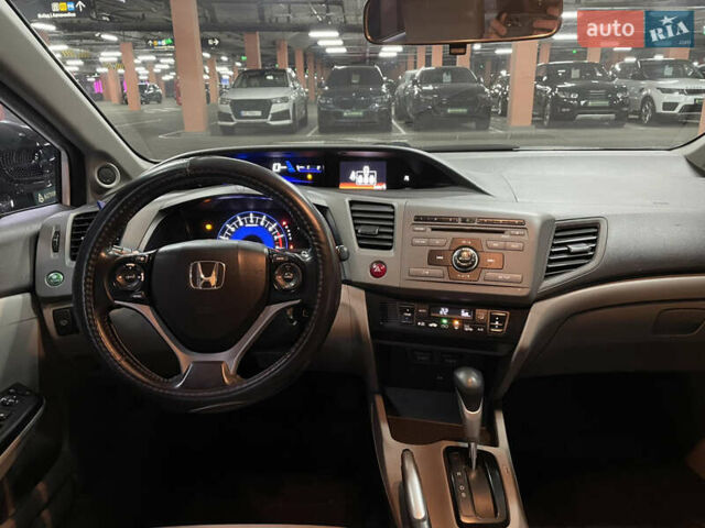 Белый Хонда Цивик, объемом двигателя 1.8 л и пробегом 233 тыс. км за 7999 $, фото 15 на Automoto.ua