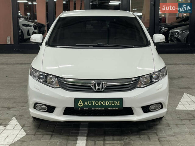 Белый Хонда Цивик, объемом двигателя 1.8 л и пробегом 233 тыс. км за 7999 $, фото 2 на Automoto.ua