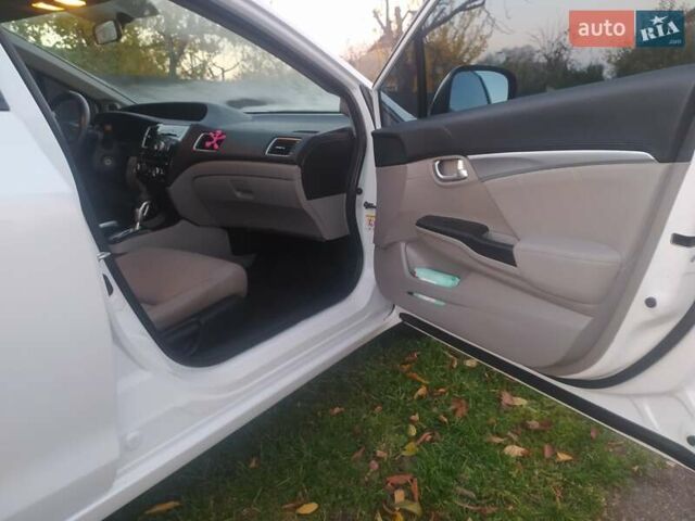 Белый Хонда Цивик, объемом двигателя 1.8 л и пробегом 109 тыс. км за 13200 $, фото 6 на Automoto.ua