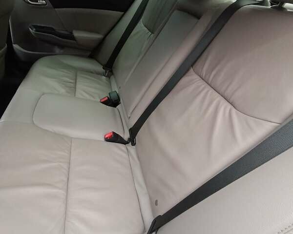 Белый Хонда Цивик, объемом двигателя 1.8 л и пробегом 179 тыс. км за 11500 $, фото 4 на Automoto.ua