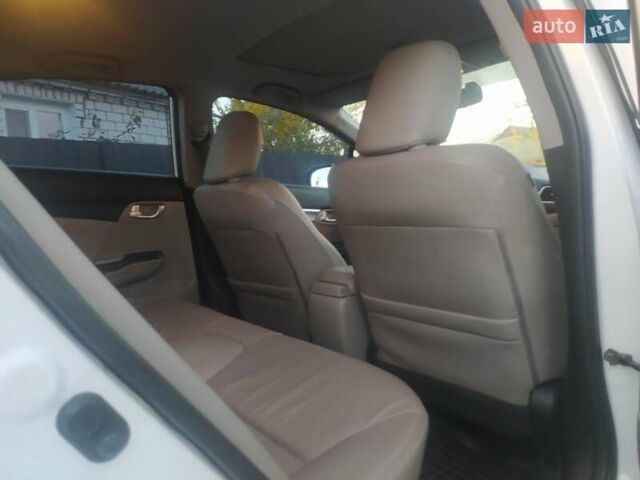 Белый Хонда Цивик, объемом двигателя 1.8 л и пробегом 109 тыс. км за 13200 $, фото 3 на Automoto.ua