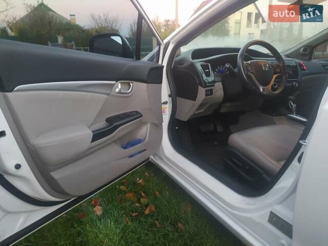Белый Хонда Цивик, объемом двигателя 1.8 л и пробегом 109 тыс. км за 13200 $, фото 8 на Automoto.ua