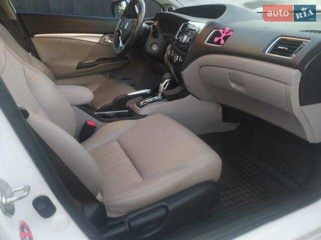 Белый Хонда Цивик, объемом двигателя 1.8 л и пробегом 109 тыс. км за 13200 $, фото 5 на Automoto.ua