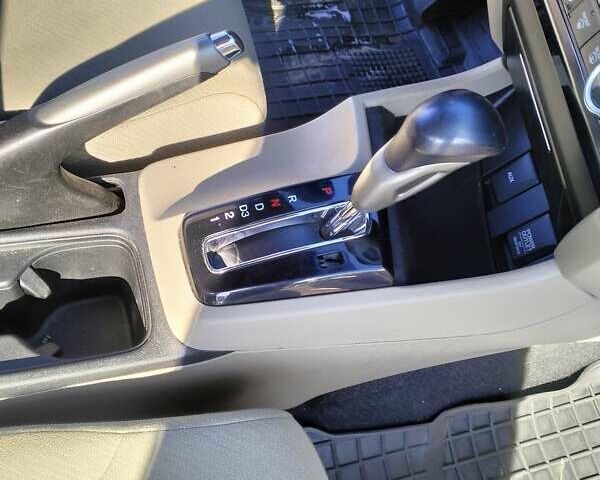 Белый Хонда Цивик, объемом двигателя 1.8 л и пробегом 84 тыс. км за 9300 $, фото 2 на Automoto.ua