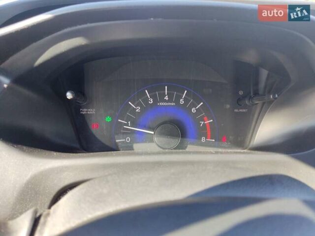 Хонда Цивик 2014 в Чернигове на Automoto.ua Белый Хонда Цивик, объемом двигателя 1.8 л и пробегом 168 тыс. км за 9900 $, фото 14 на Automoto.ua