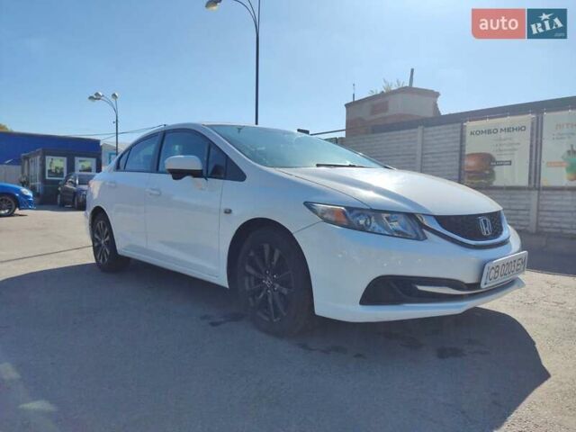 Хонда Цивик 2014 в Чернигове на Automoto.ua Белый Хонда Цивик, объемом двигателя 1.8 л и пробегом 168 тыс. км за 9900 $, фото 6 на Automoto.ua