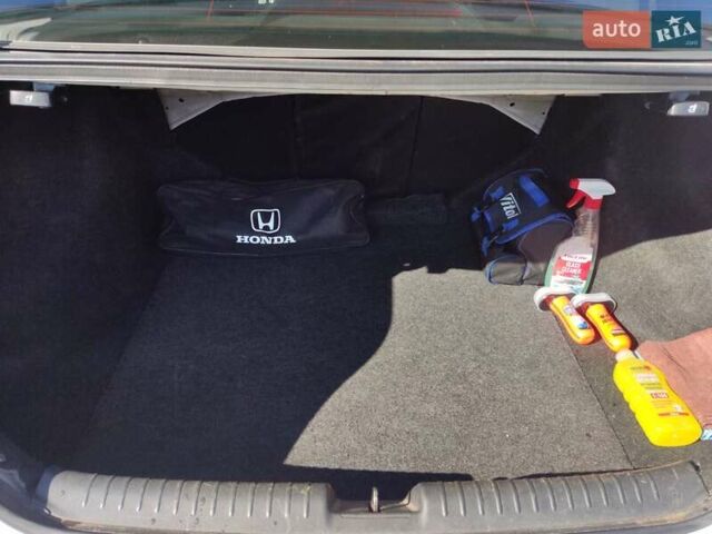 Хонда Цивик 2014 в Чернигове на Automoto.ua Белый Хонда Цивик, объемом двигателя 1.8 л и пробегом 168 тыс. км за 9900 $, фото 12 на Automoto.ua