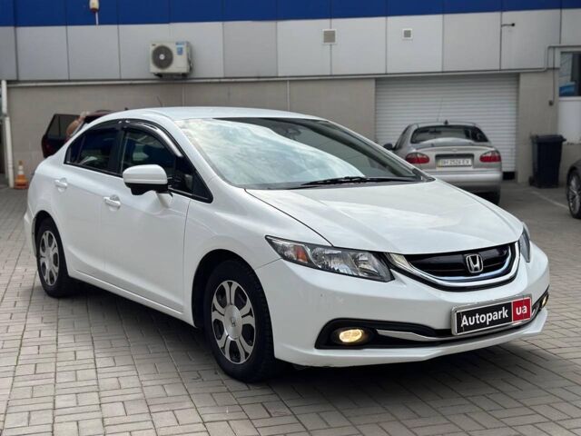 Белый Хонда Цивик, объемом двигателя 1.5 л и пробегом 222 тыс. км за 12290 $, фото 2 на Automoto.ua