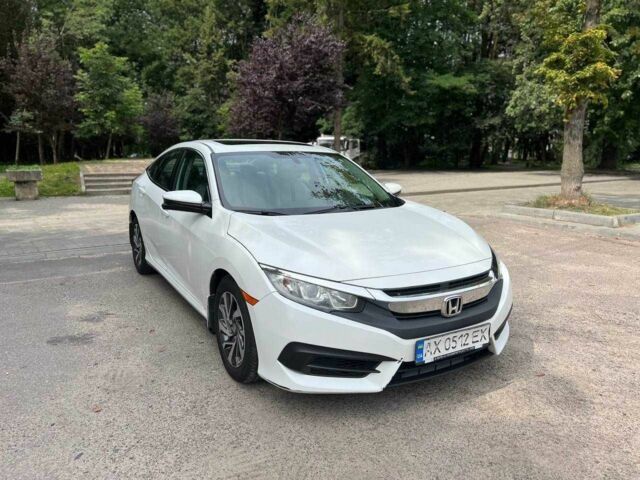 Белый Хонда Цивик, объемом двигателя 2 л и пробегом 95 тыс. км за 11800 $, фото 19 на Automoto.ua