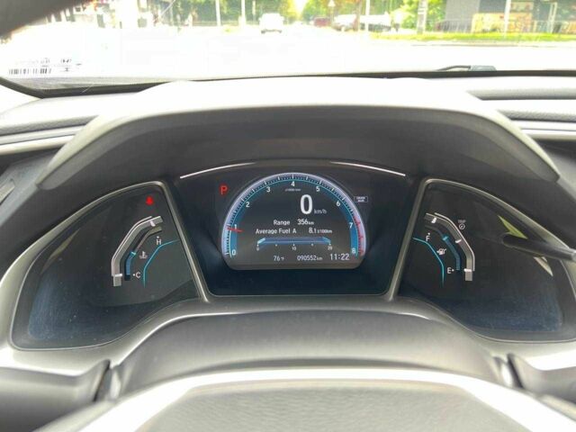 Белый Хонда Цивик, объемом двигателя 2 л и пробегом 95 тыс. км за 11800 $, фото 8 на Automoto.ua