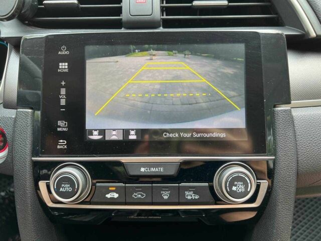 Белый Хонда Цивик, объемом двигателя 2 л и пробегом 95 тыс. км за 11800 $, фото 2 на Automoto.ua