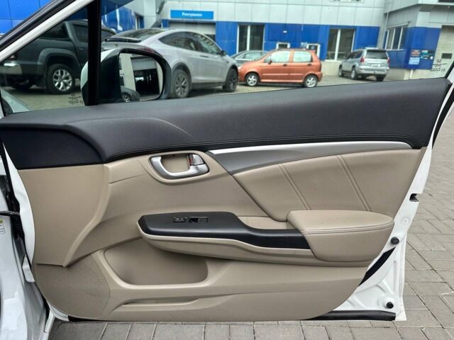 Белый Хонда Цивик, объемом двигателя 1.5 л и пробегом 222 тыс. км за 12290 $, фото 25 на Automoto.ua