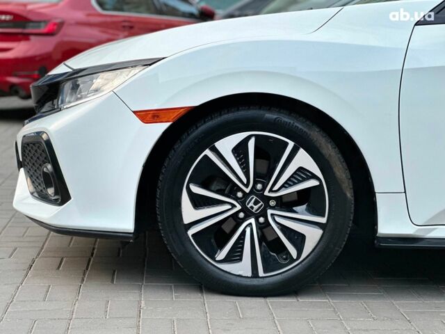 Белый Хонда Цивик, объемом двигателя 1.5 л и пробегом 76 тыс. км за 13490 $, фото 13 на Automoto.ua