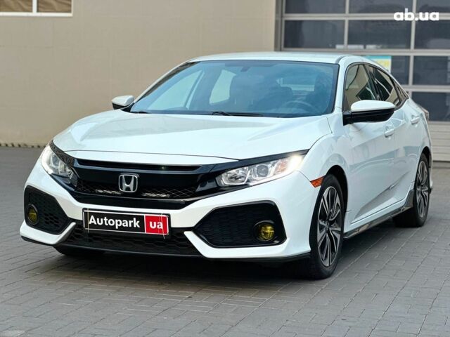 Белый Хонда Цивик, объемом двигателя 1.5 л и пробегом 76 тыс. км за 13490 $, фото 1 на Automoto.ua