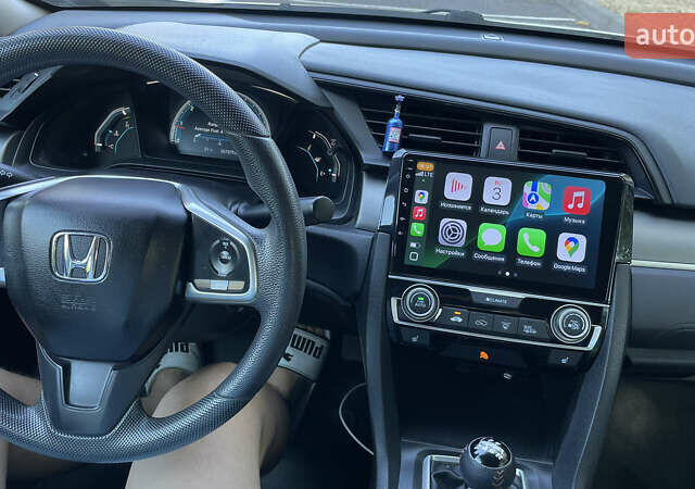 Белый Хонда Цивик, объемом двигателя 2 л и пробегом 67 тыс. км за 13900 $, фото 8 на Automoto.ua