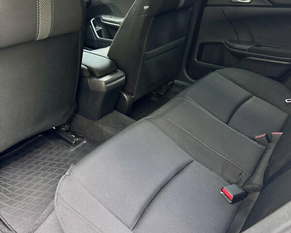 Білий Хонда Сівік, об'ємом двигуна 2 л та пробігом 103 тис. км за 12900 $, фото 8 на Automoto.ua