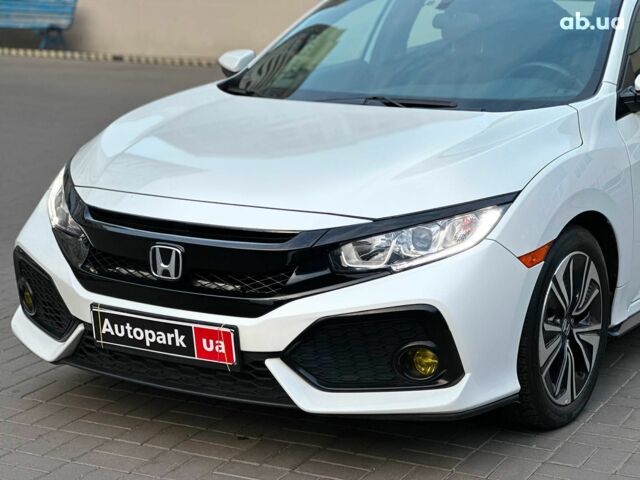 Белый Хонда Цивик, объемом двигателя 1.5 л и пробегом 76 тыс. км за 13490 $, фото 5 на Automoto.ua