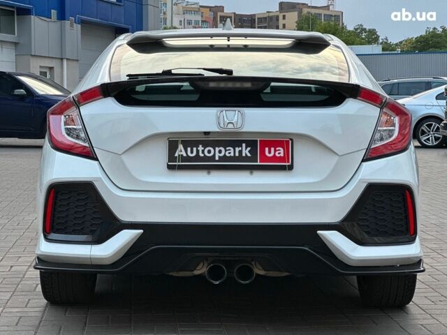Белый Хонда Цивик, объемом двигателя 1.5 л и пробегом 76 тыс. км за 13490 $, фото 8 на Automoto.ua