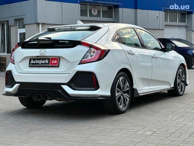 Белый Хонда Цивик, объемом двигателя 1.5 л и пробегом 76 тыс. км за 13490 $, фото 7 на Automoto.ua