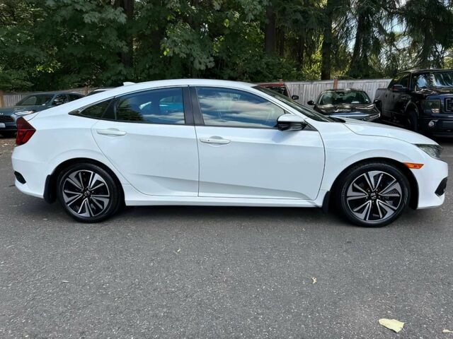 Хонда Цивик 2017 в Черновцах на Automoto.ua Белый Хонда Цивик, объемом двигателя 1.5 л и пробегом 52 тыс. км за 3500 $, фото 3 на Automoto.ua