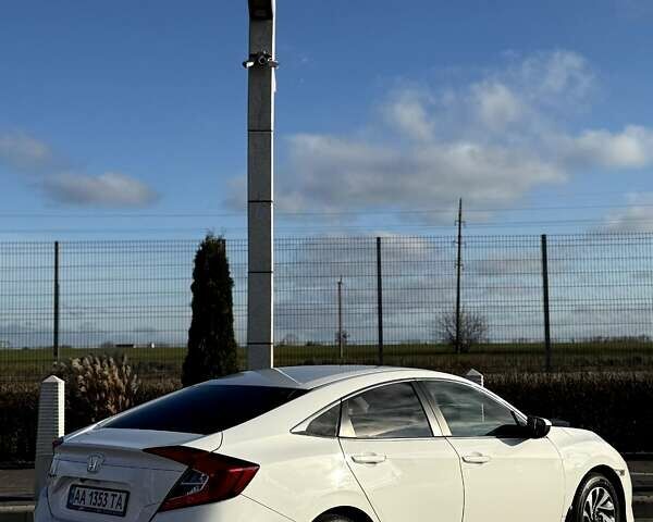 Білий Хонда Сівік, об'ємом двигуна 1.6 л та пробігом 83 тис. км за 15350 $, фото 3 на Automoto.ua