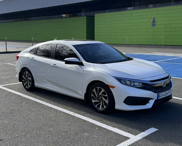 Белый Хонда Цивик, объемом двигателя 2 л и пробегом 112 тыс. км за 14200 $, фото 9 на Automoto.ua