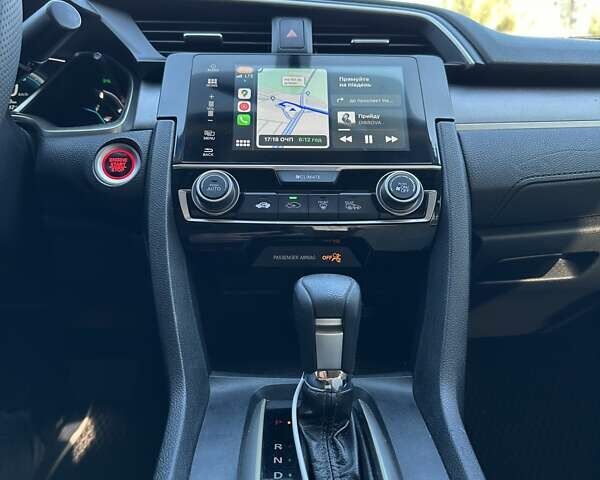 Білий Хонда Сівік, об'ємом двигуна 2 л та пробігом 130 тис. км за 13700 $, фото 18 на Automoto.ua