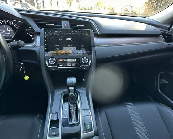 Білий Хонда Сівік, об'ємом двигуна 1.6 л та пробігом 181 тис. км за 13800 $, фото 22 на Automoto.ua