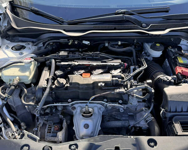 Белый Хонда Цивик, объемом двигателя 2 л и пробегом 112 тыс. км за 14200 $, фото 21 на Automoto.ua