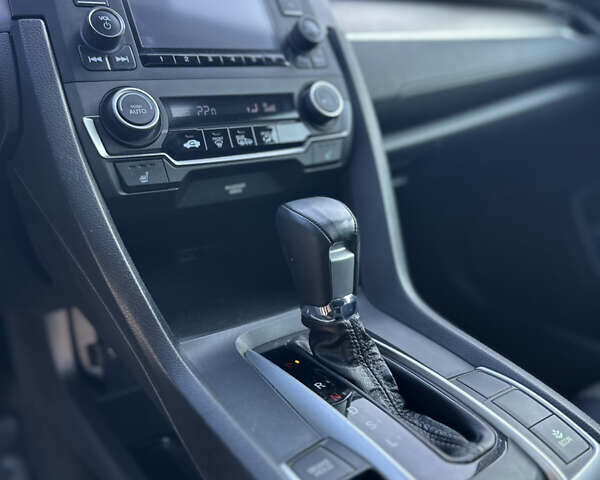 Белый Хонда Цивик, объемом двигателя 1.6 л и пробегом 109 тыс. км за 14300 $, фото 34 на Automoto.ua