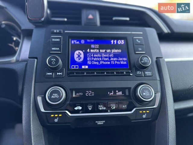 Белый Хонда Цивик, объемом двигателя 1.6 л и пробегом 109 тыс. км за 14300 $, фото 37 на Automoto.ua