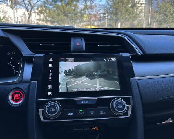 Білий Хонда Сівік, об'ємом двигуна 2 л та пробігом 130 тис. км за 13700 $, фото 19 на Automoto.ua