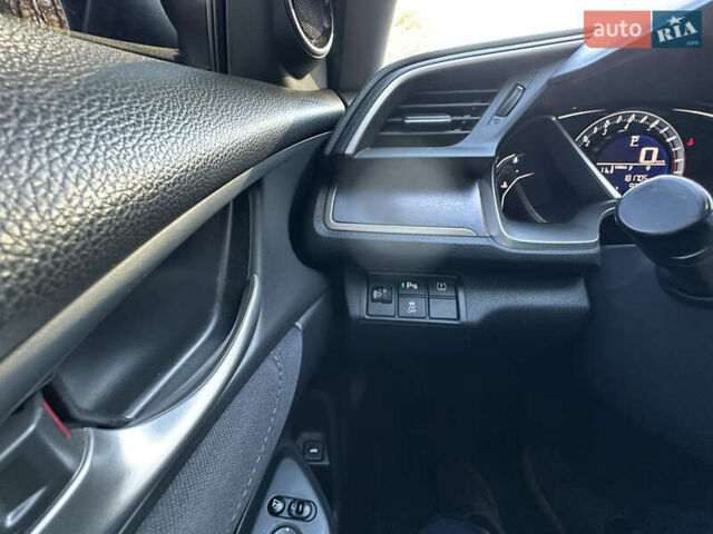 Білий Хонда Сівік, об'ємом двигуна 1.6 л та пробігом 181 тис. км за 13800 $, фото 23 на Automoto.ua